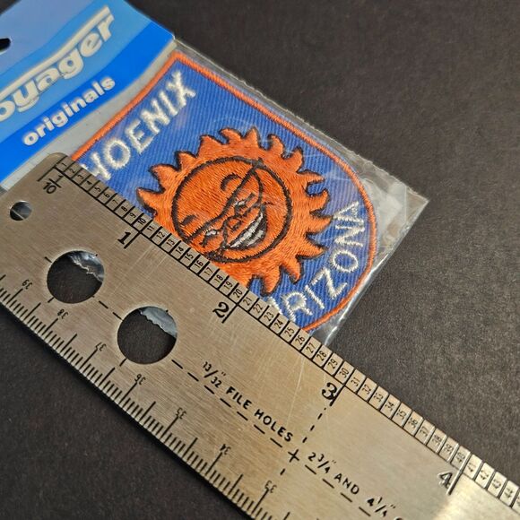 New Phoenix Arizona Souvenir Patch, Vintage 1980s Travel Patch from Voyager - Picture 3 of 3